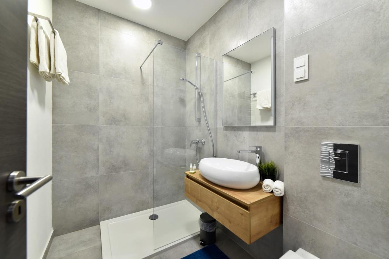 Zrinski Premium Suites & Rooms Zagreb Exterior foto